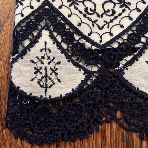 5/48 Embroidered Top Size Small - Picture 5 of 12